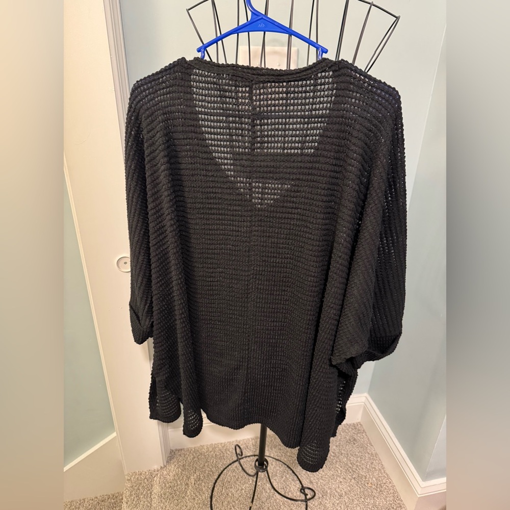 EUC Zenana Black 2X/3X v neck oversized dolman 3/4 sleeve sweater women’s - Picture 10 of 12